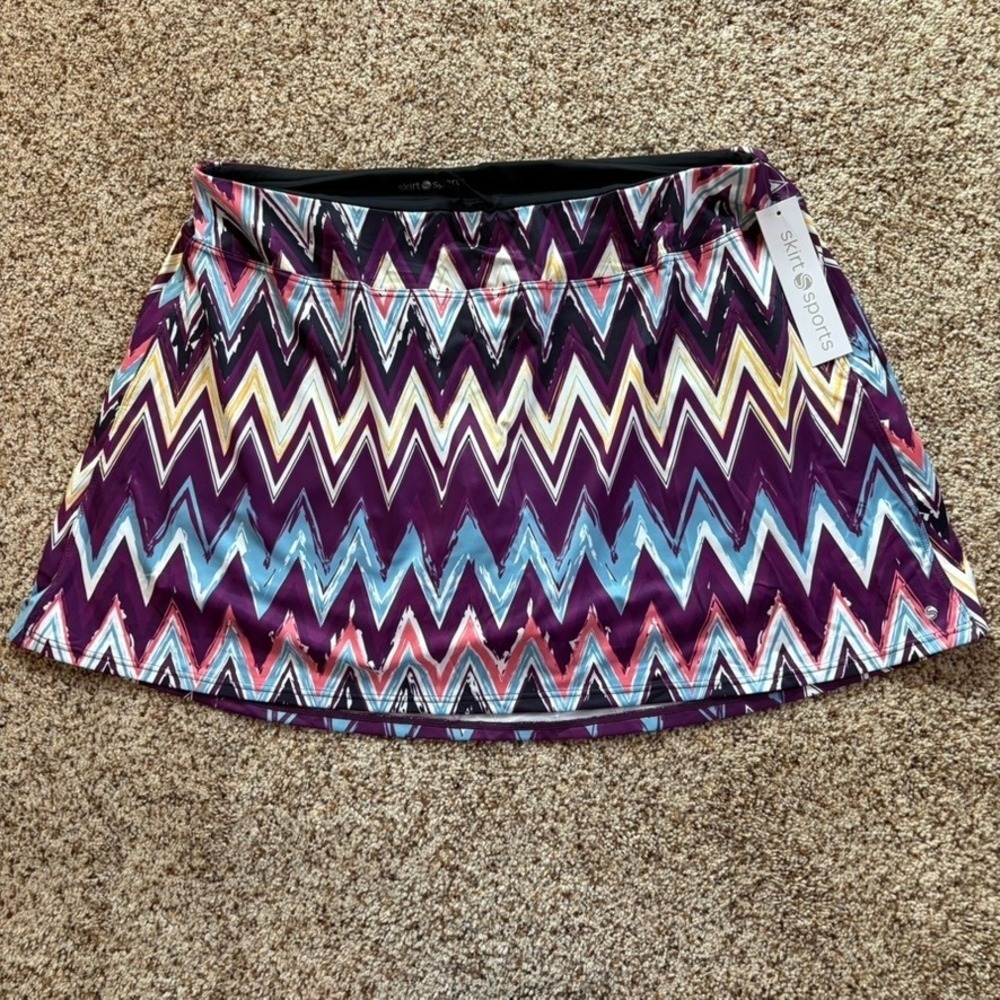 NEW! Skirt Sports Athletic‎ Skort Women 2X Purple Zigzag Chevron Built-in Shorts
